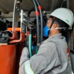 michelon-energia-executando-o-servico-de-manutencao-de-subestacao-na-empresa-web-nordeste-2-300x225